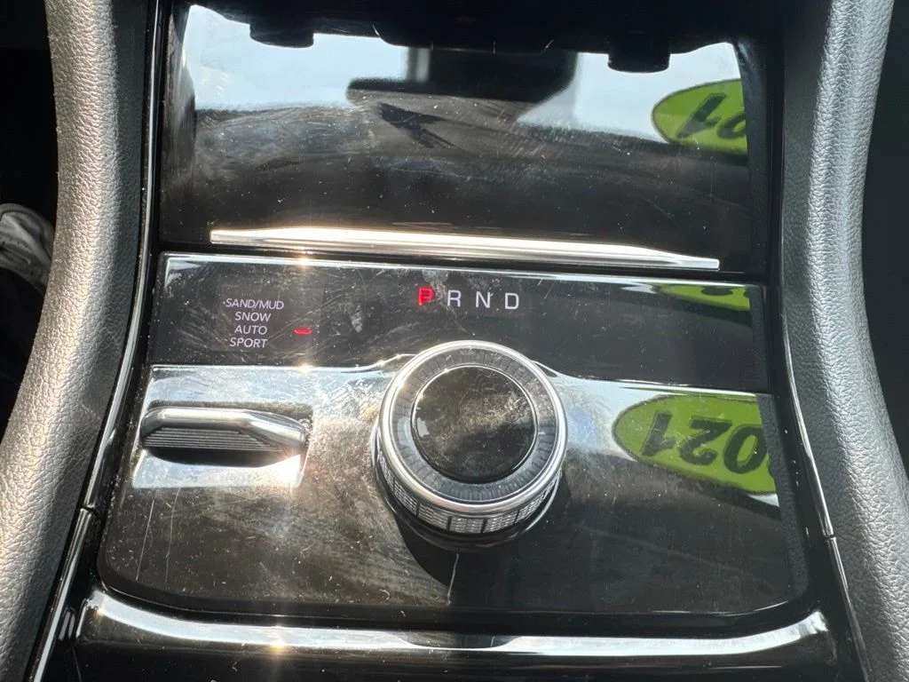 Used 2021 Gray Jeep Limited image 21