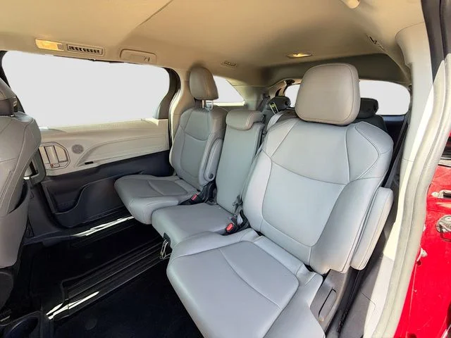 Used 2022 Red Toyota XLE image 27