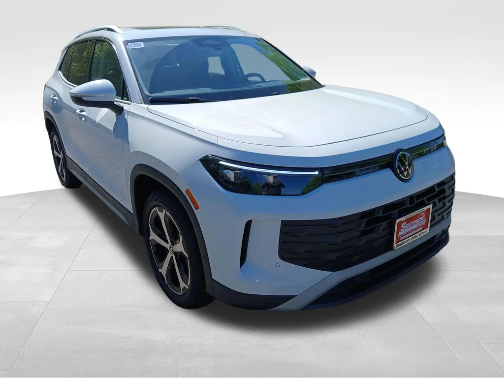 New 2026 White Volkswagen 2.0T SE image 7