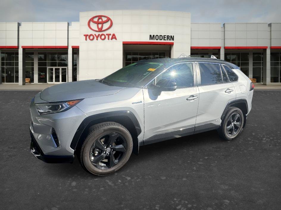 Used 2023 Magnetic Gray Metallic Toyota XLE image 9