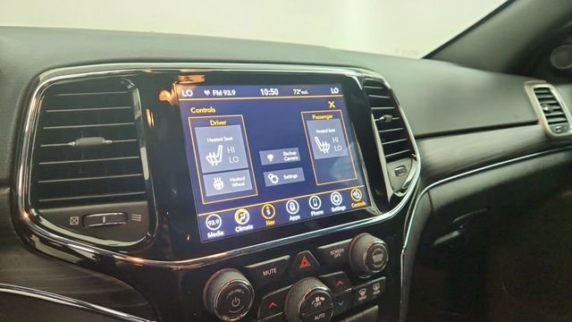 Used 2022 Black Jeep Limited image 27