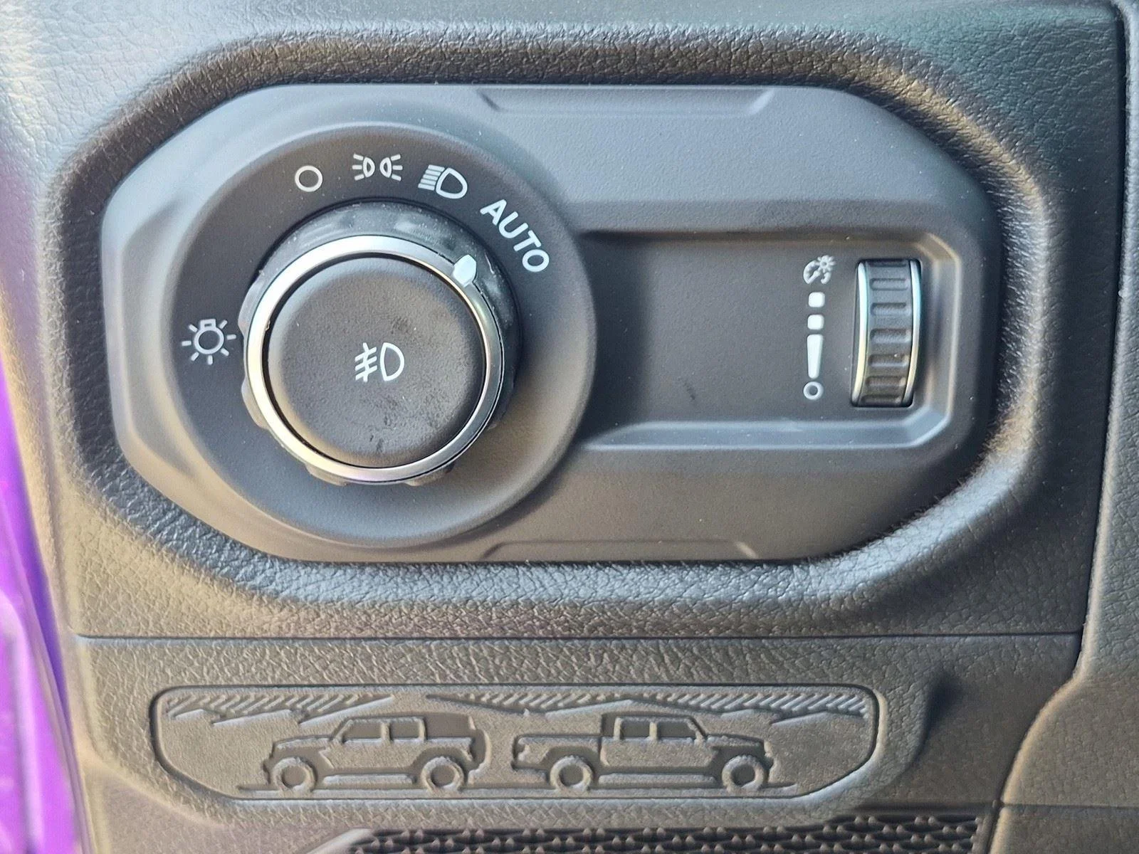 New 2026 Reign Jeep Sport S image 23