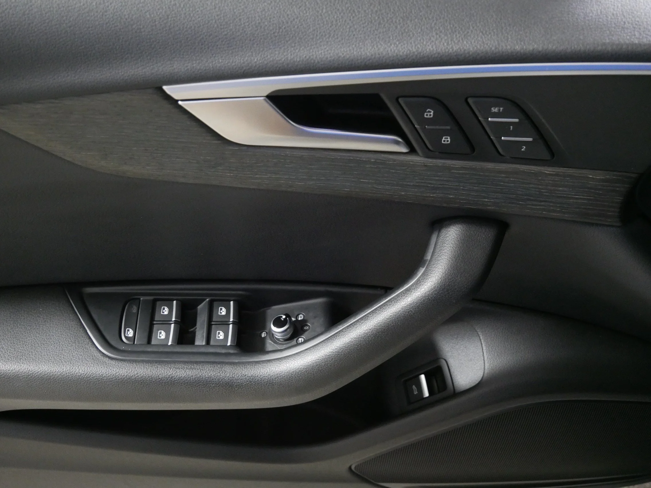Used 2018 Gray Audi Premium image 19