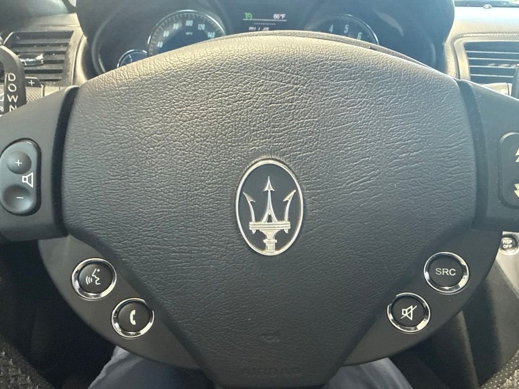 Used 2010 Black Maserati Base image 15