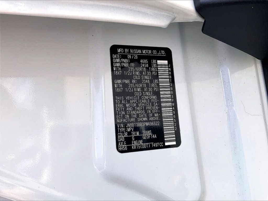 Used 2023 Pearl White Tricoat/Super Black Nissan SV image 32