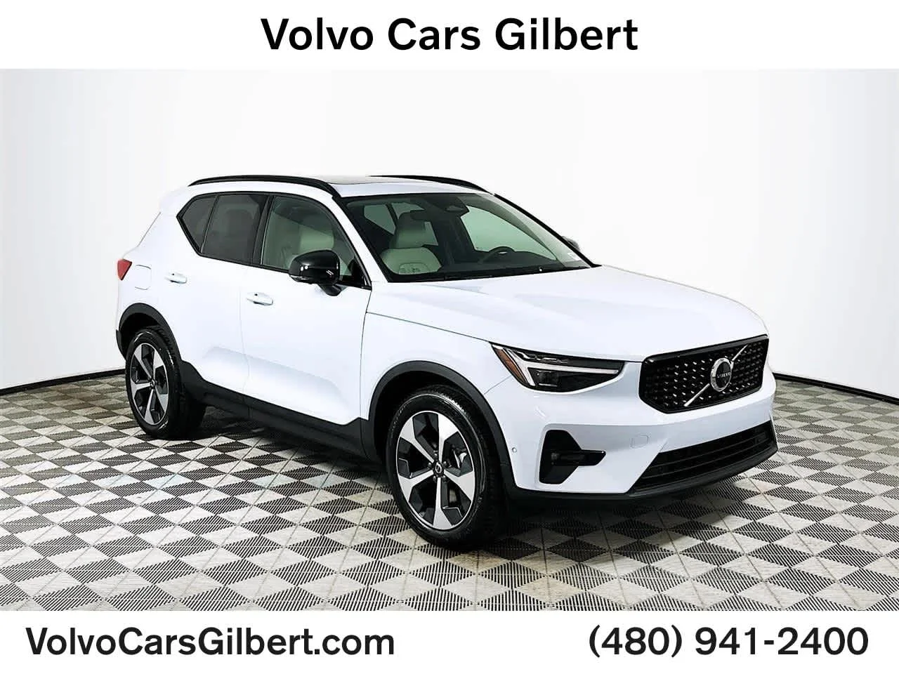 2026 Volvo XC40 B5 Plus Dark AWD's photo