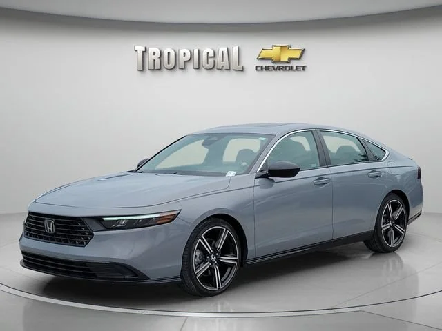Used 2024 Gray Honda Sport image 1
