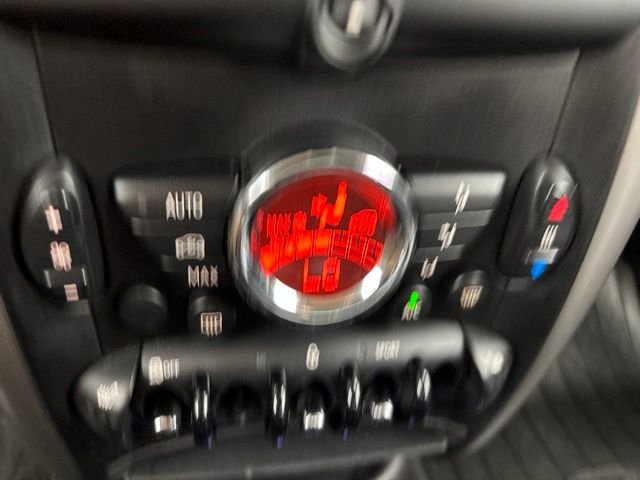 Used 2015 White MINI Base image 22