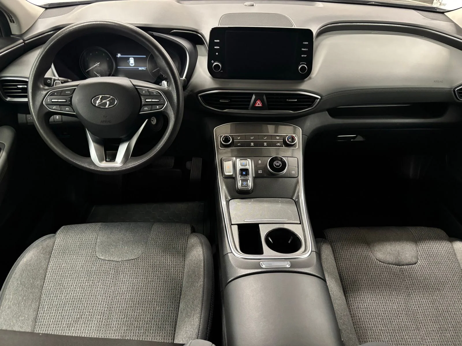 Used 2023 Gray Hyundai SE image 11