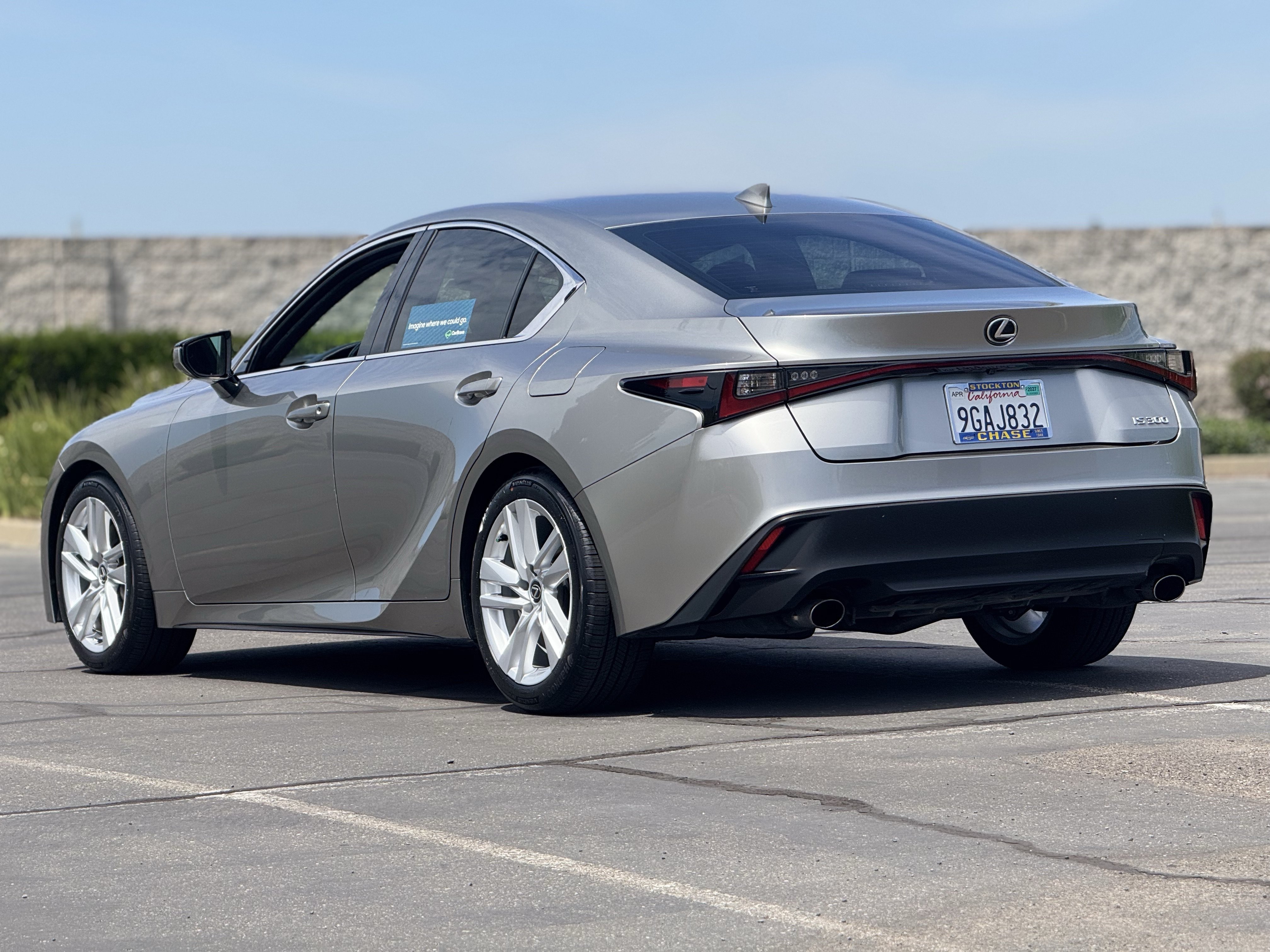 2023 Lexus IS 300 - Photo 5