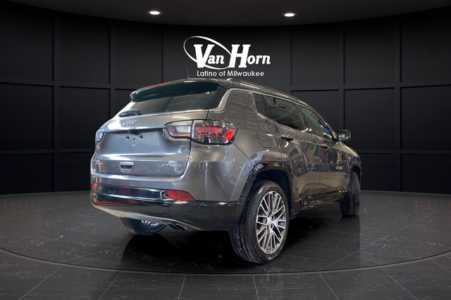 Used 2022 Granite Crystal Metallic Clearcoat Jeep Limited image 7