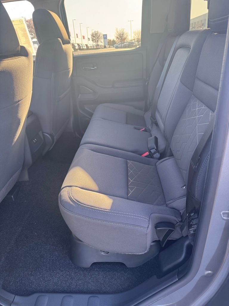 2026 Nissan Frontier SV - Photo 15