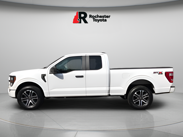 Used 2023 White Ford XL image 4