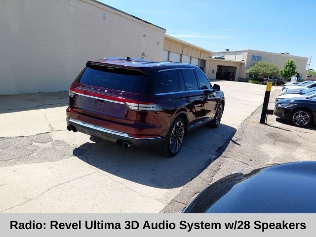 Used 2020 Burgundy Lincoln Reserve image 4