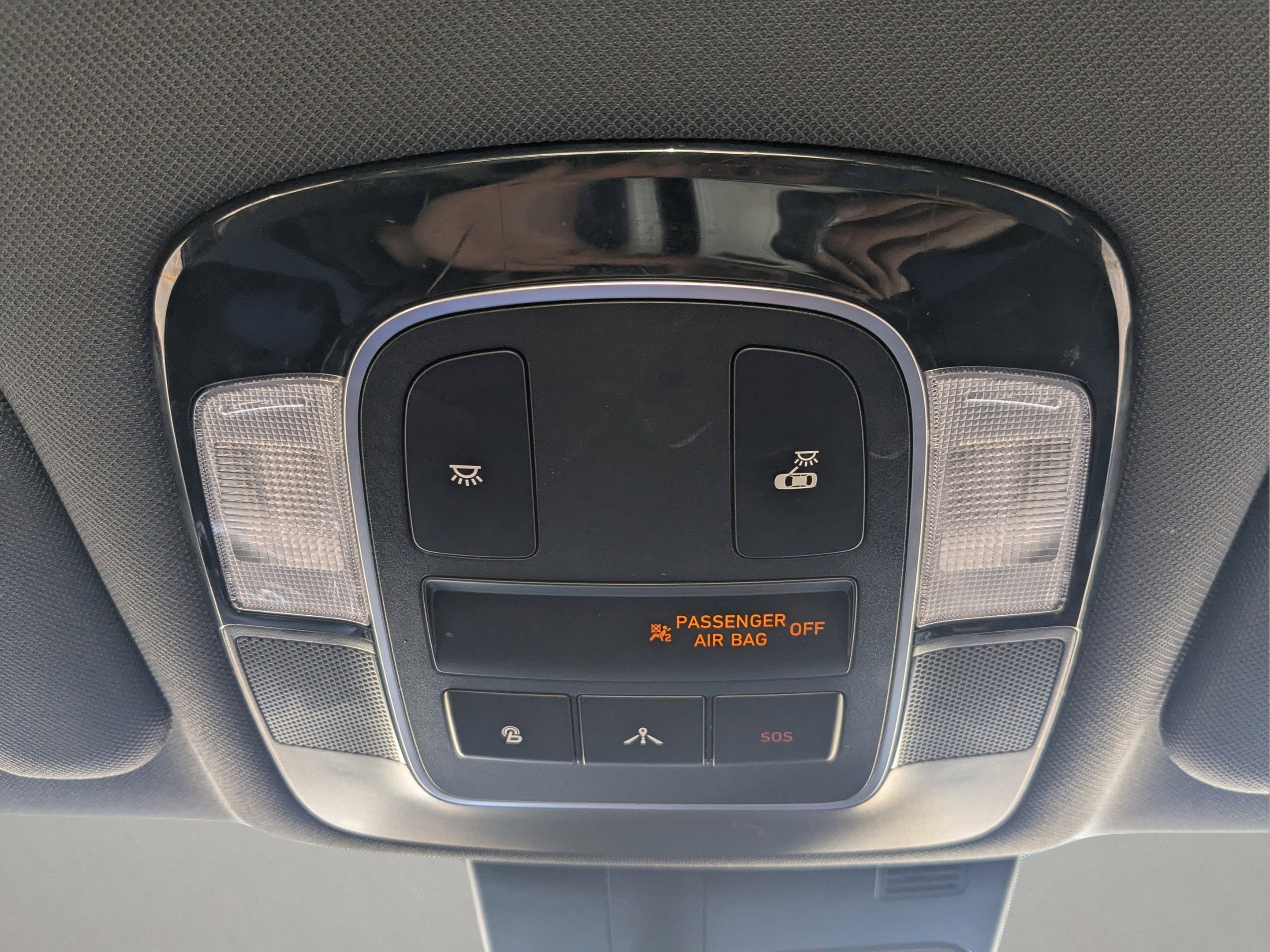 Used 2021 Shimmering Silver Pearl Hyundai SEL Plus image 19
