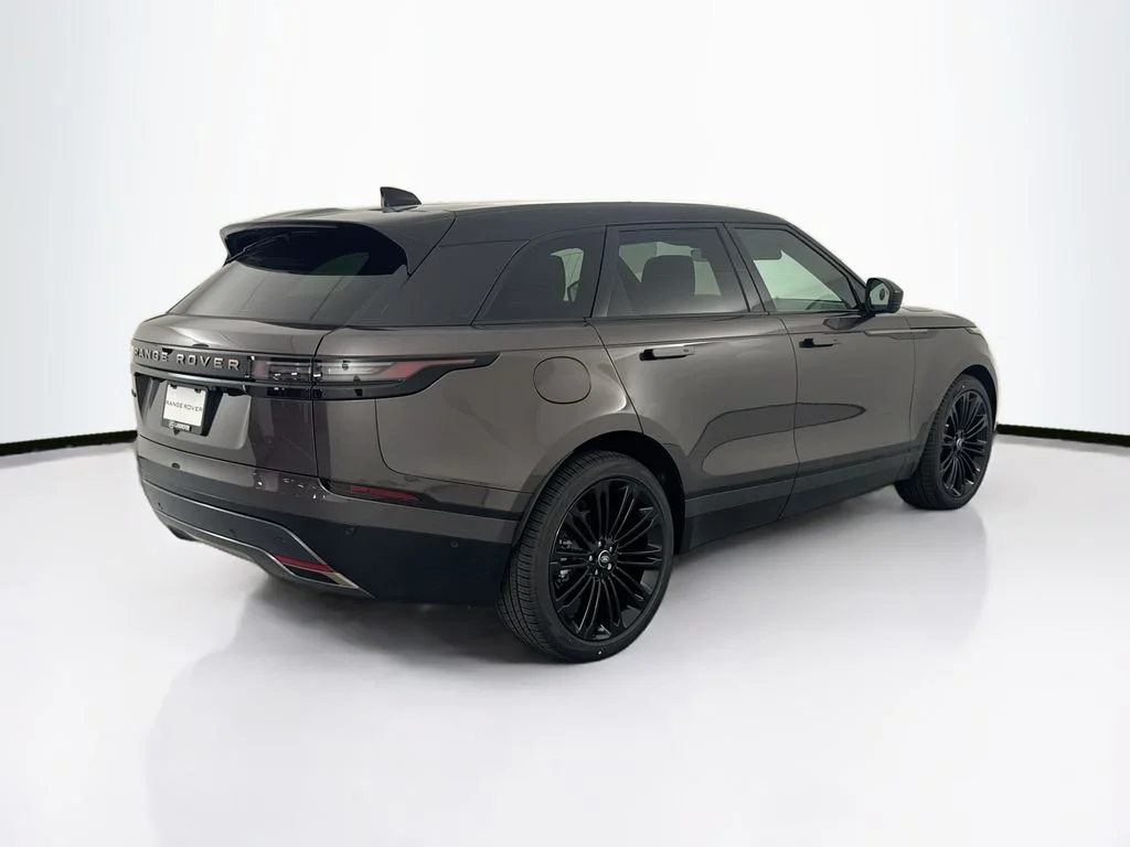 New 2026 Charente Grey Land Rover Autobiography image 5