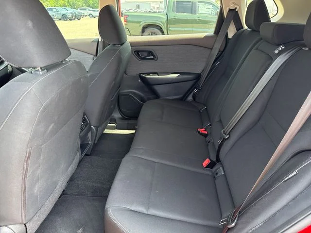 Used 2023 Red Nissan S image 16