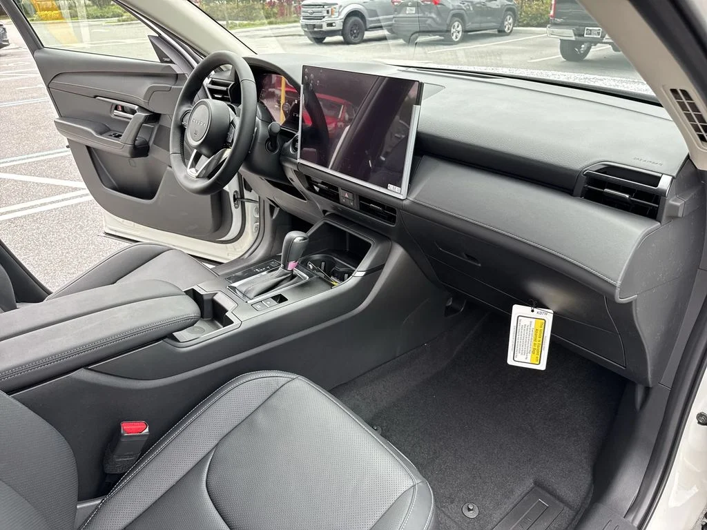 New 2026 Rhodium White Metallic Mazda 2.5 S Premium Plus AWD image 32