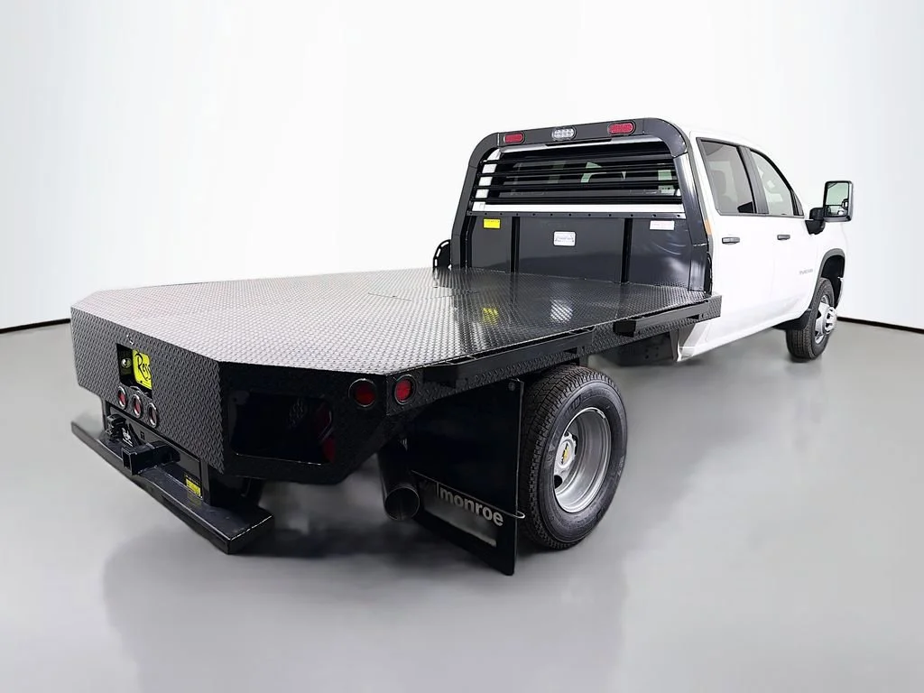 New 2026 Summit White Chevrolet Work Truck image 5
