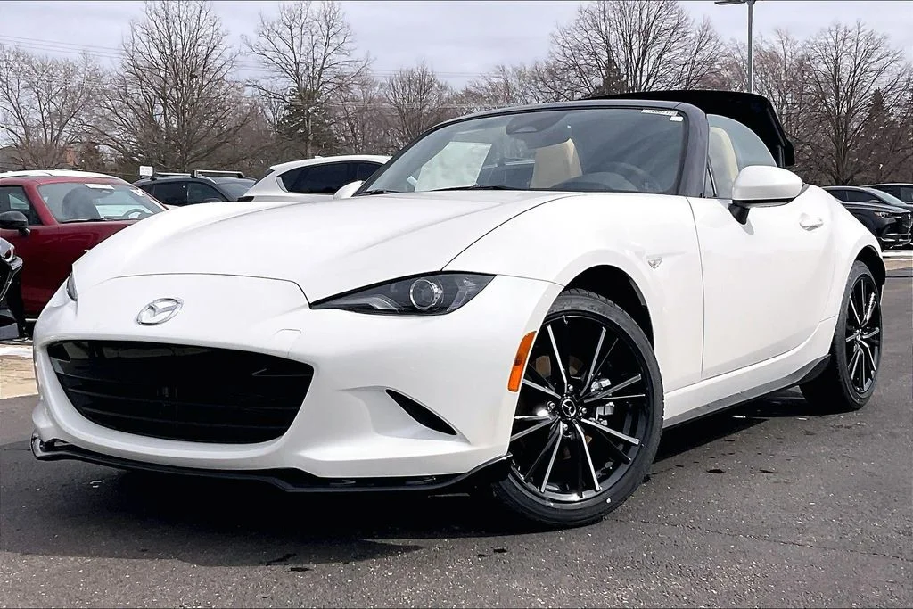 New 2026 Snowflake White Pearl Mazda Grand Touring image 2