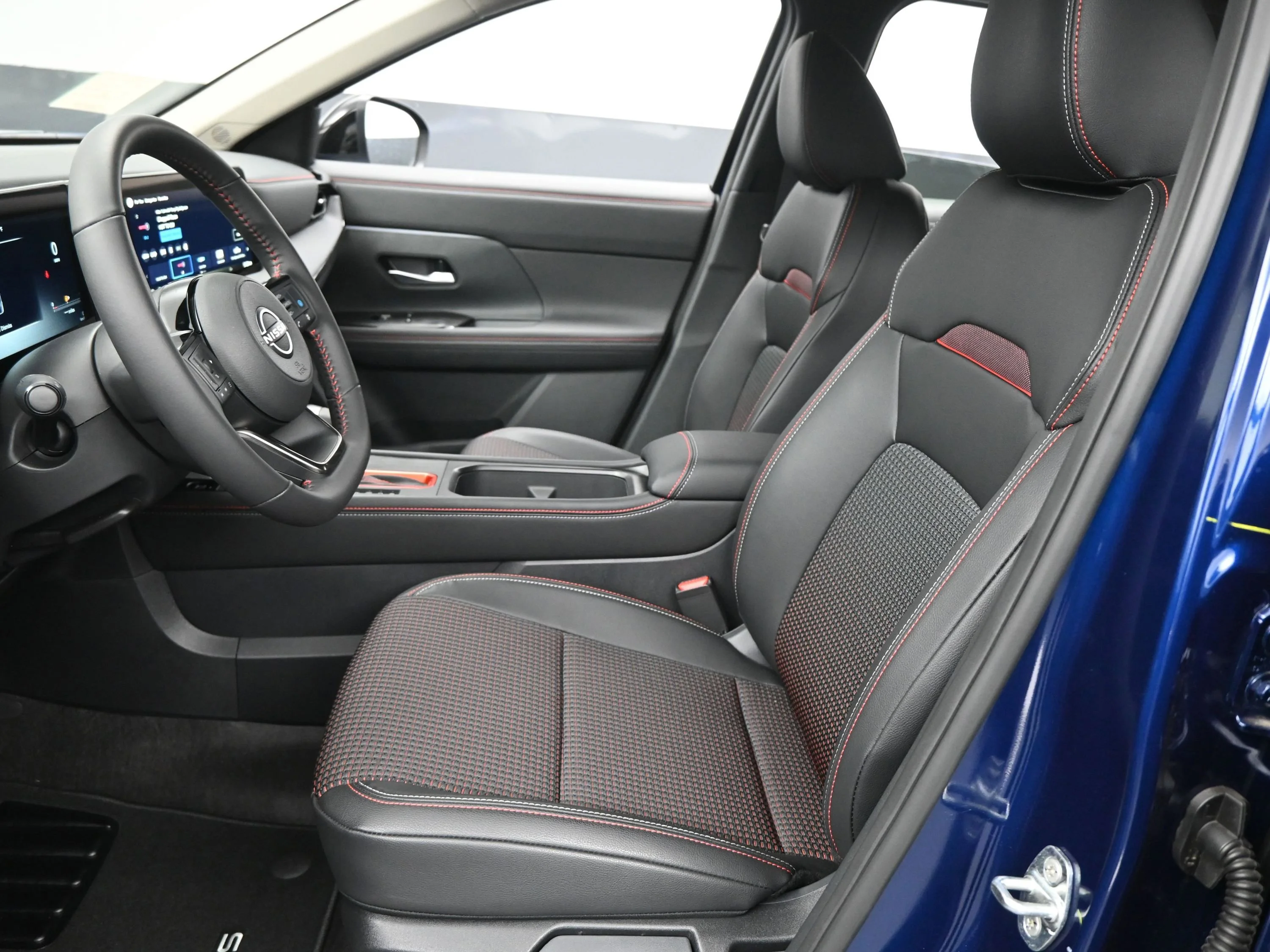 New 2026 Deep Blue Pearl Nissan SR image 9