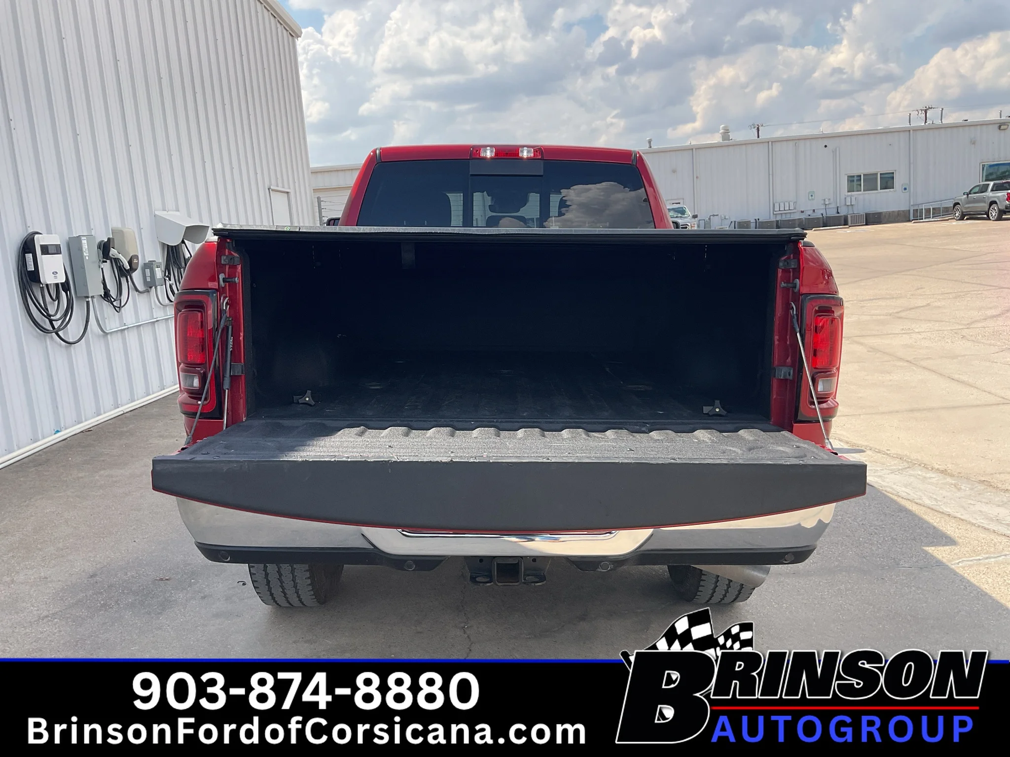 Used 2025 Molten Red Pearlcoat Ram Tradesman image 10