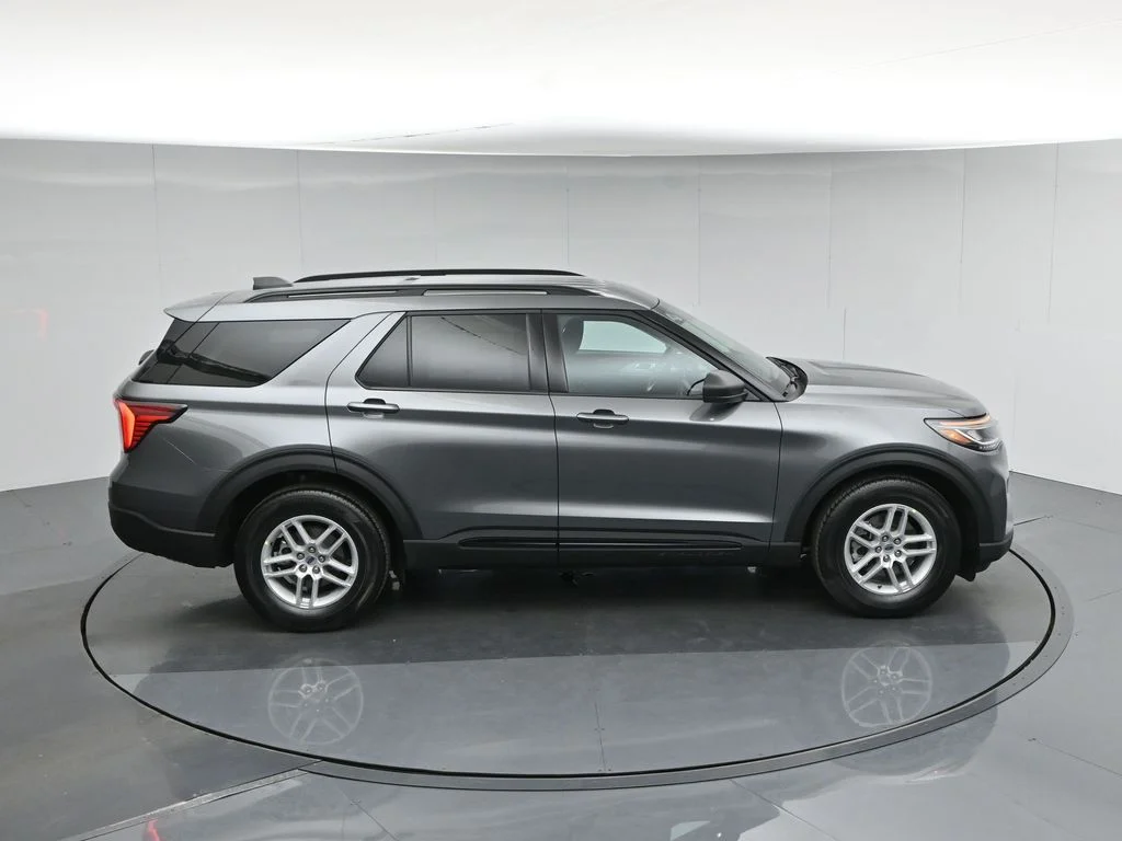 New 2026 Gray Ford Active image 39