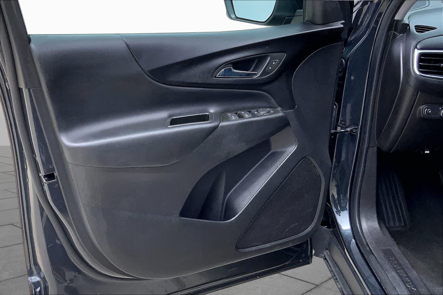 Used 2023 Iron Gray Metallic Chevrolet LT image 21