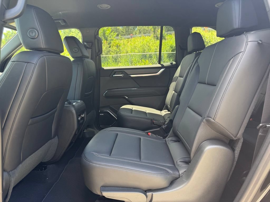2026 GMC Acadia Elevation - Photo 7