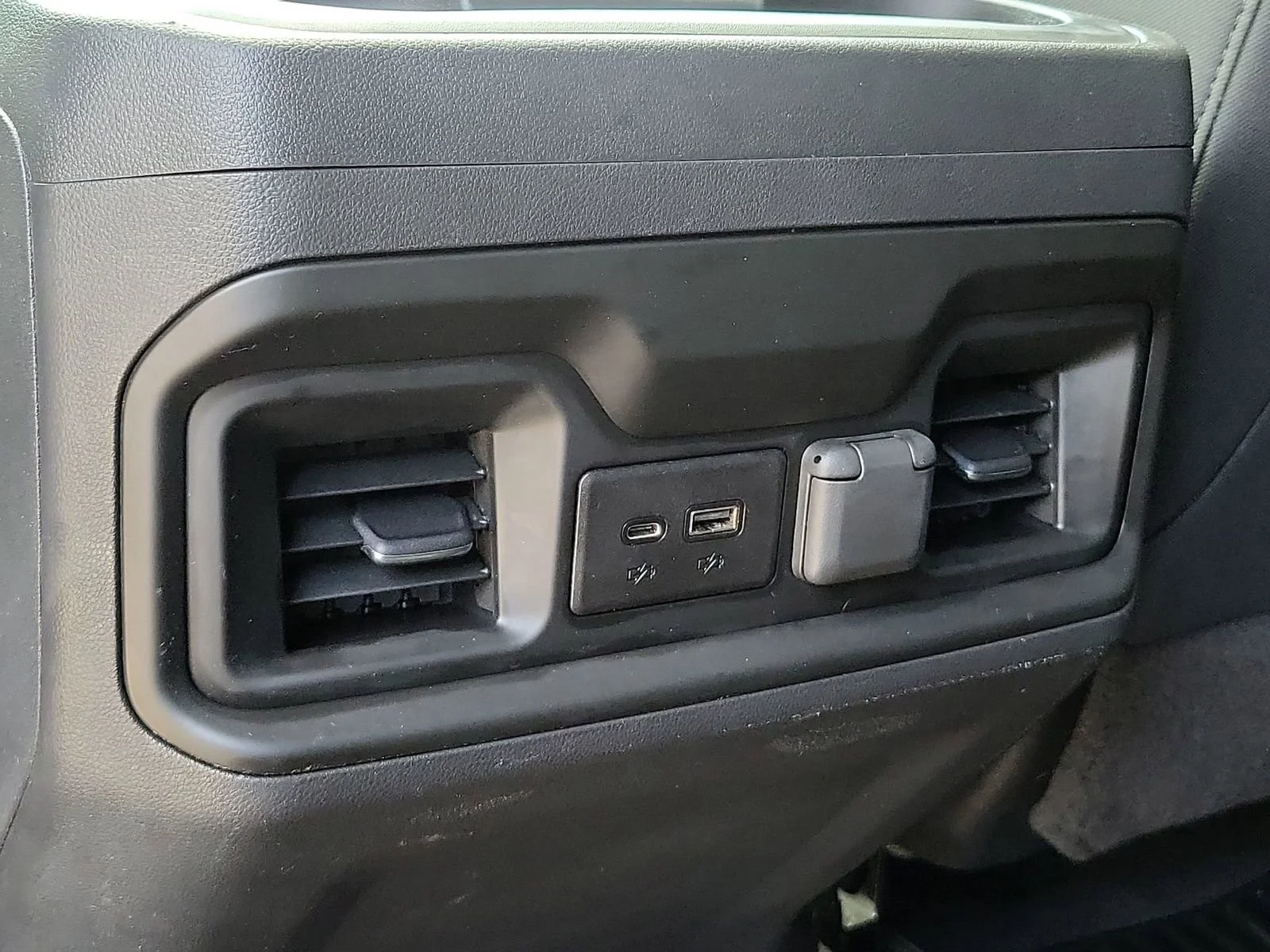 2020 Chevrolet Silverado 1500 RST - Photo 21