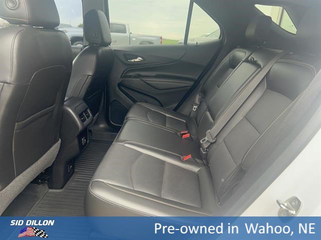 Used 2019 Iridescent Pearl Tricoat Chevrolet Premier image 18