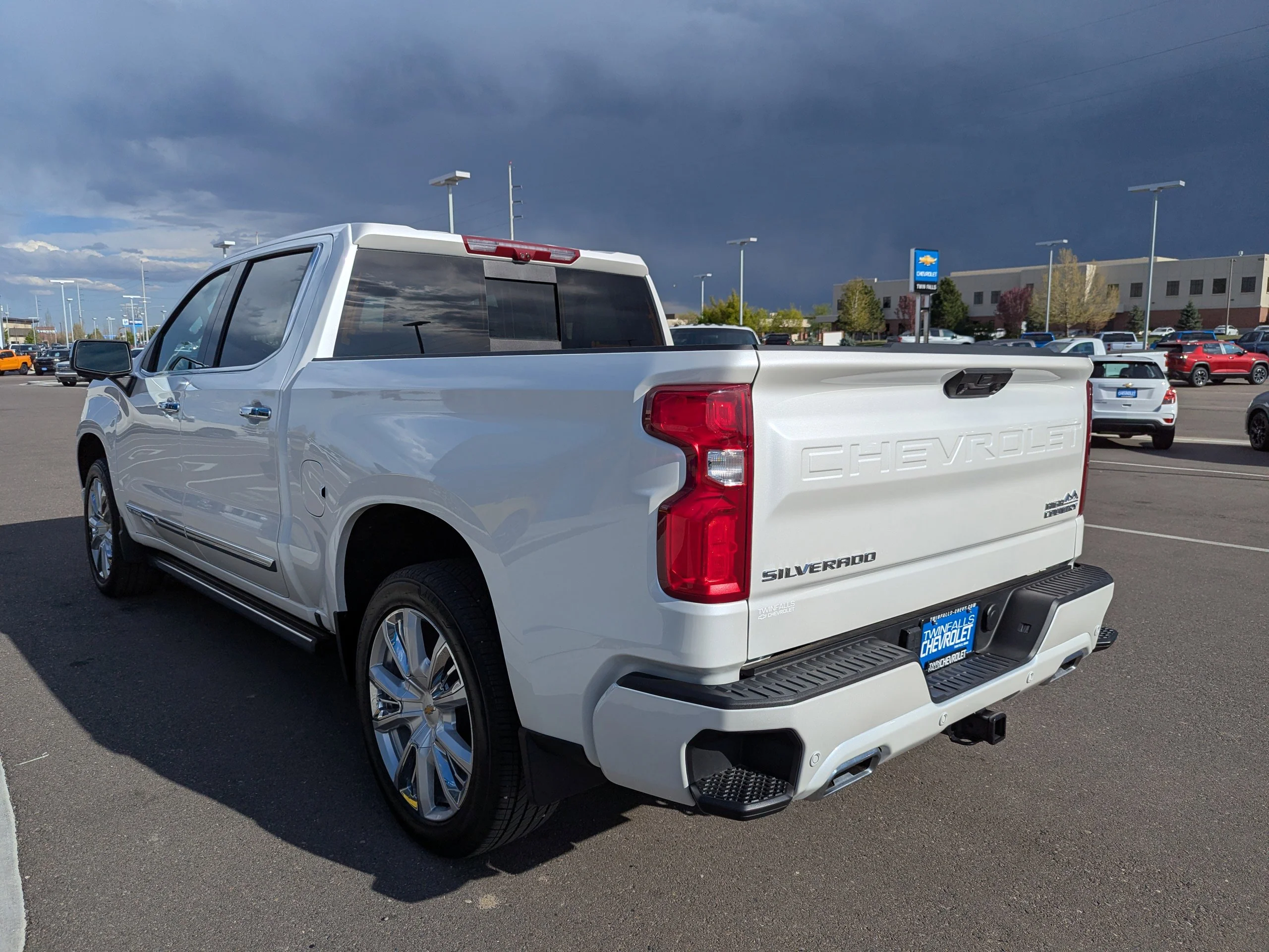 2025 Chevrolet Silverado 1500 High Country - Photo 36