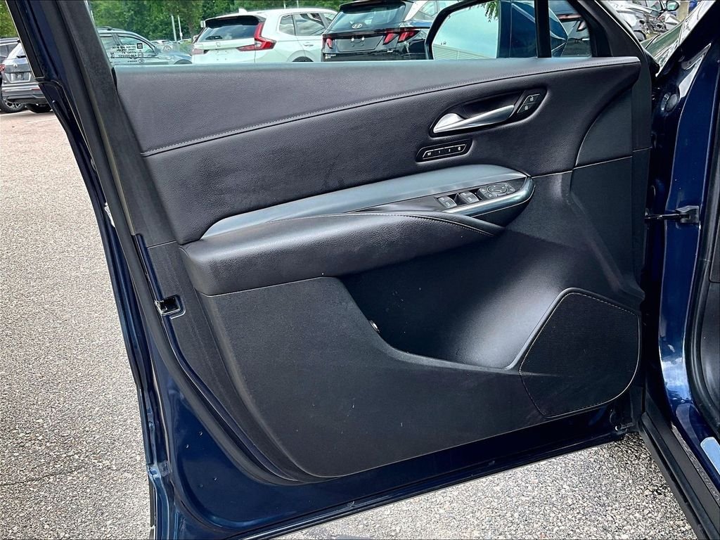 Used 2019 Blue Cadillac Premium Luxury image 9