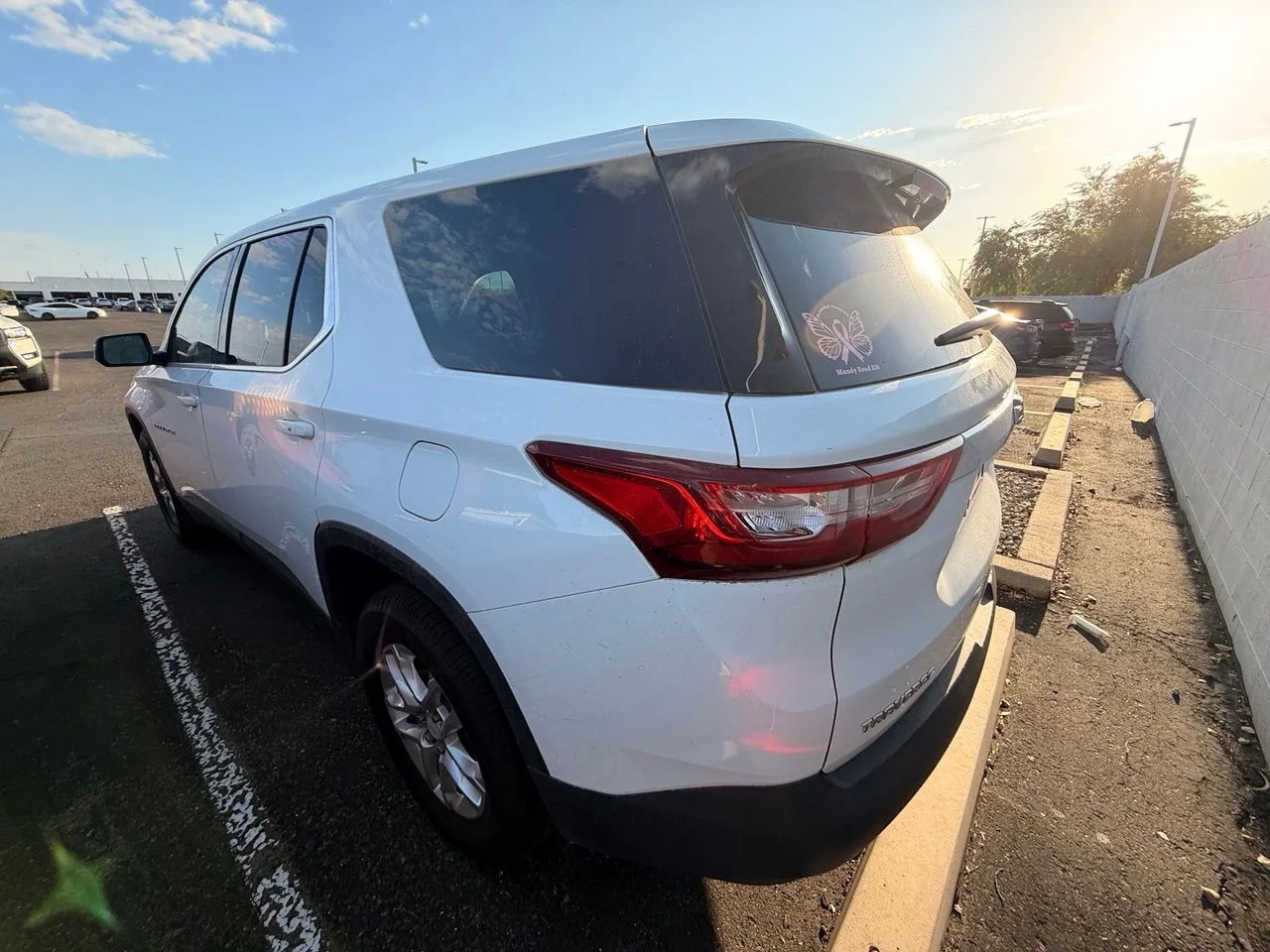 Used 2020 Summit White Chevrolet LS image 4