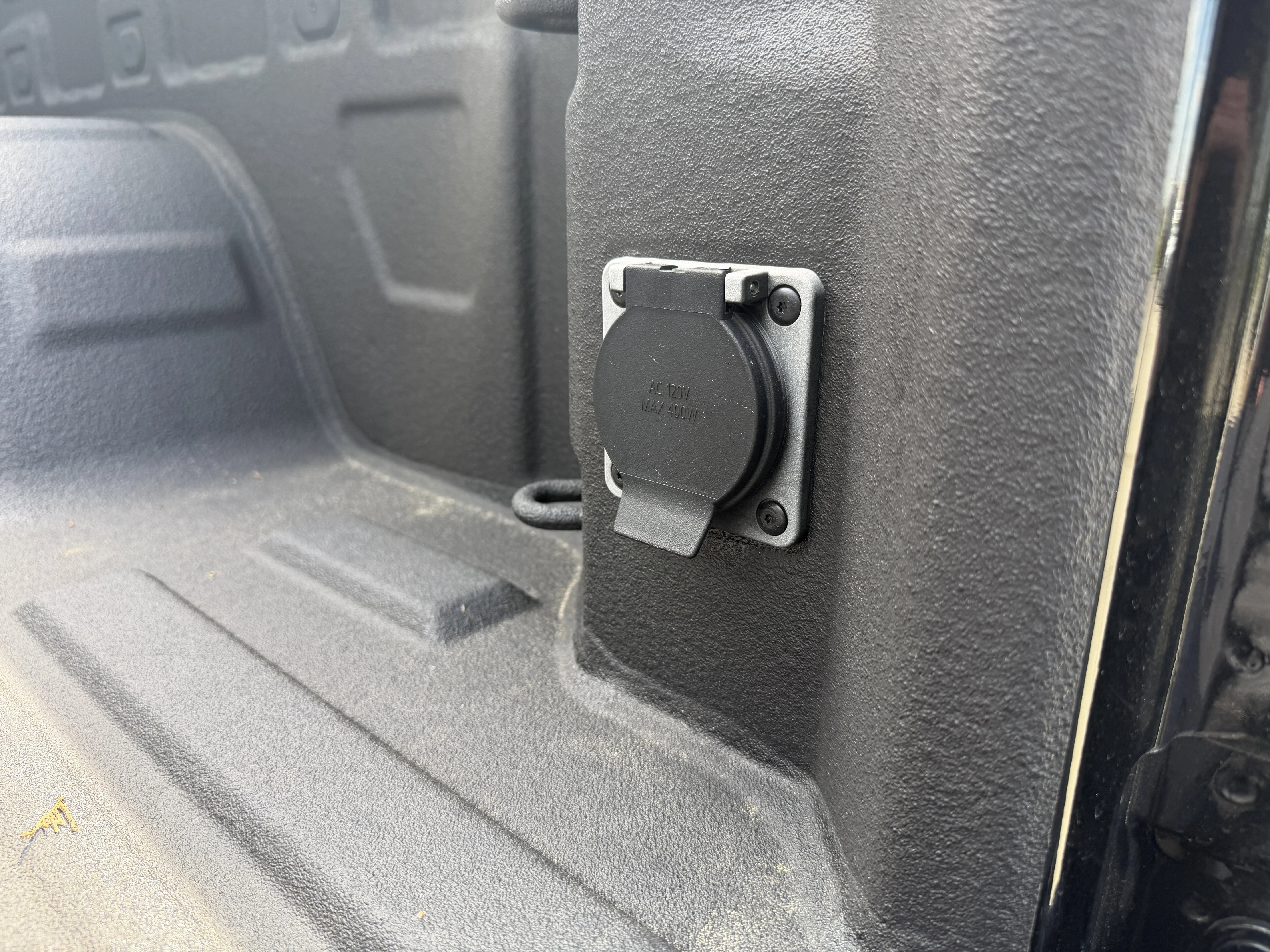 Used 2024 Onyx Black GMC Denali image 12