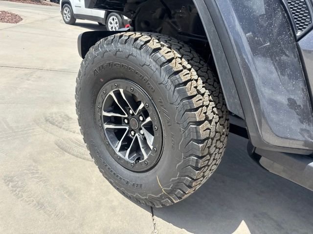 New 2026 Granite Crystal Metallic Clearcoat Jeep Rubicon image 10