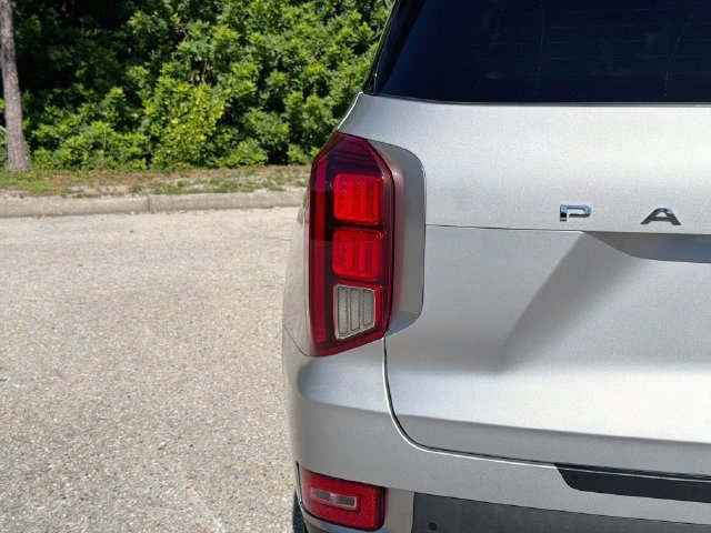Used 2021 Typhoon Silver Hyundai SEL image 10