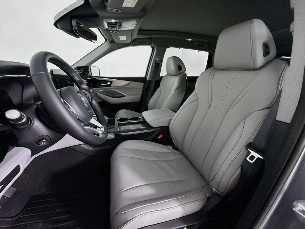 New 2026 Solar Silver Metallic Acura Technology Package image 5