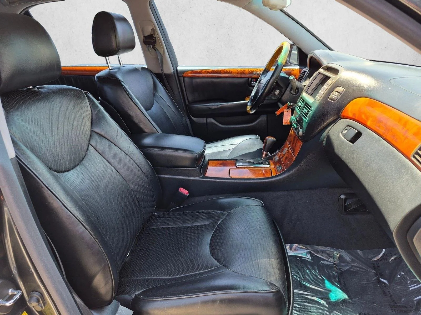 Used 2004 Silver/Gray Lexus  image 21