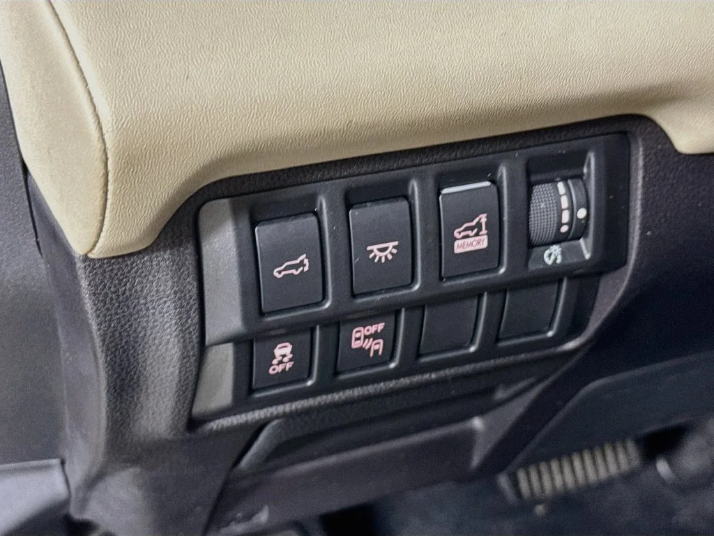 Used 2020 White Subaru Touring image 10