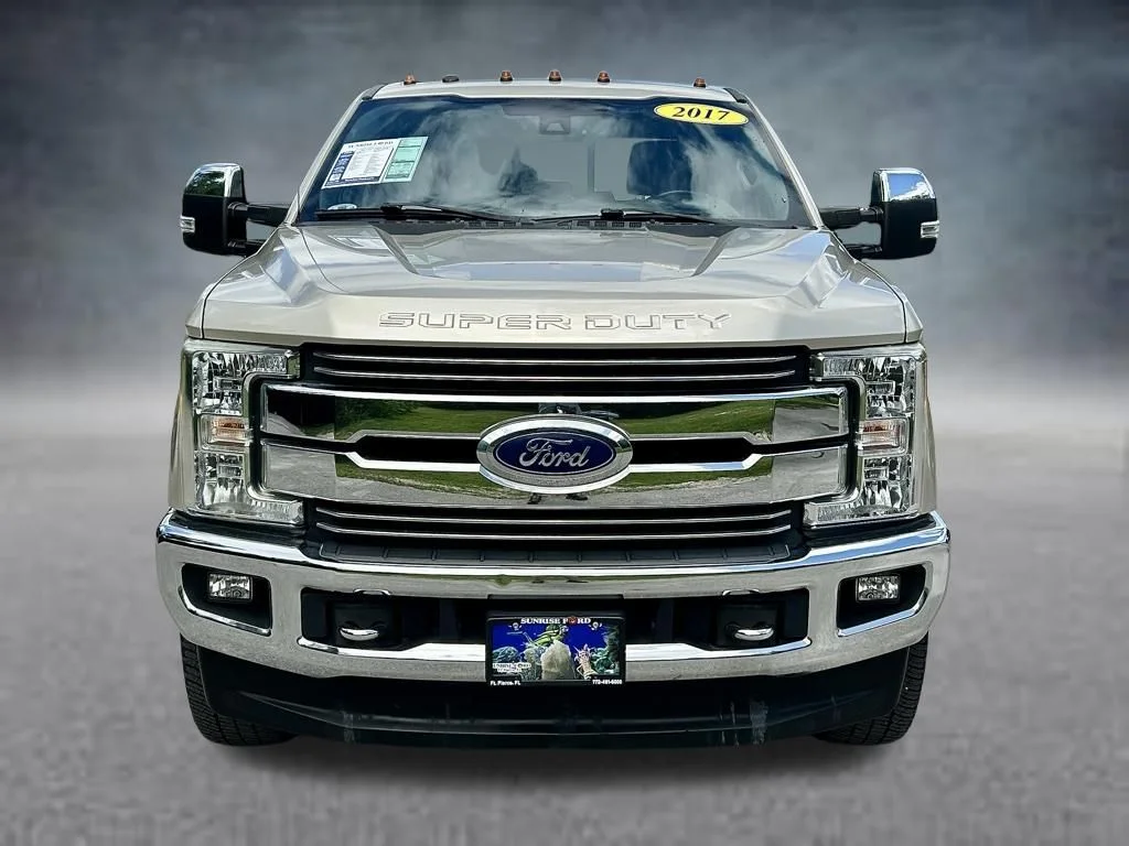 Used 2017 White Gold Metallic Ford Lariat image 2
