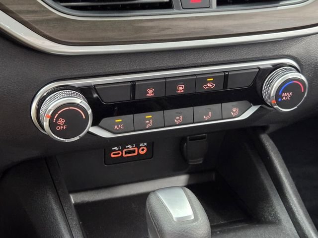 Used 2025 White Nissan 2.5 SV image 20