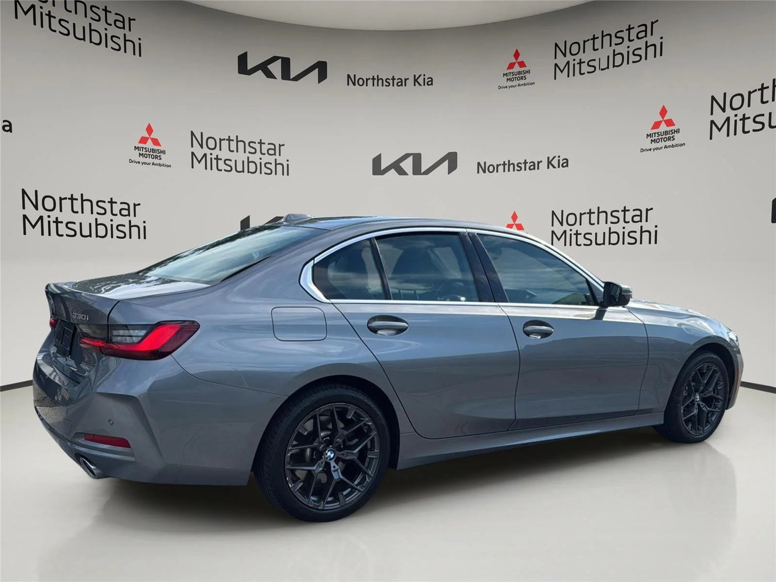 Used 2026  BMW 330i NA xDrive image 8