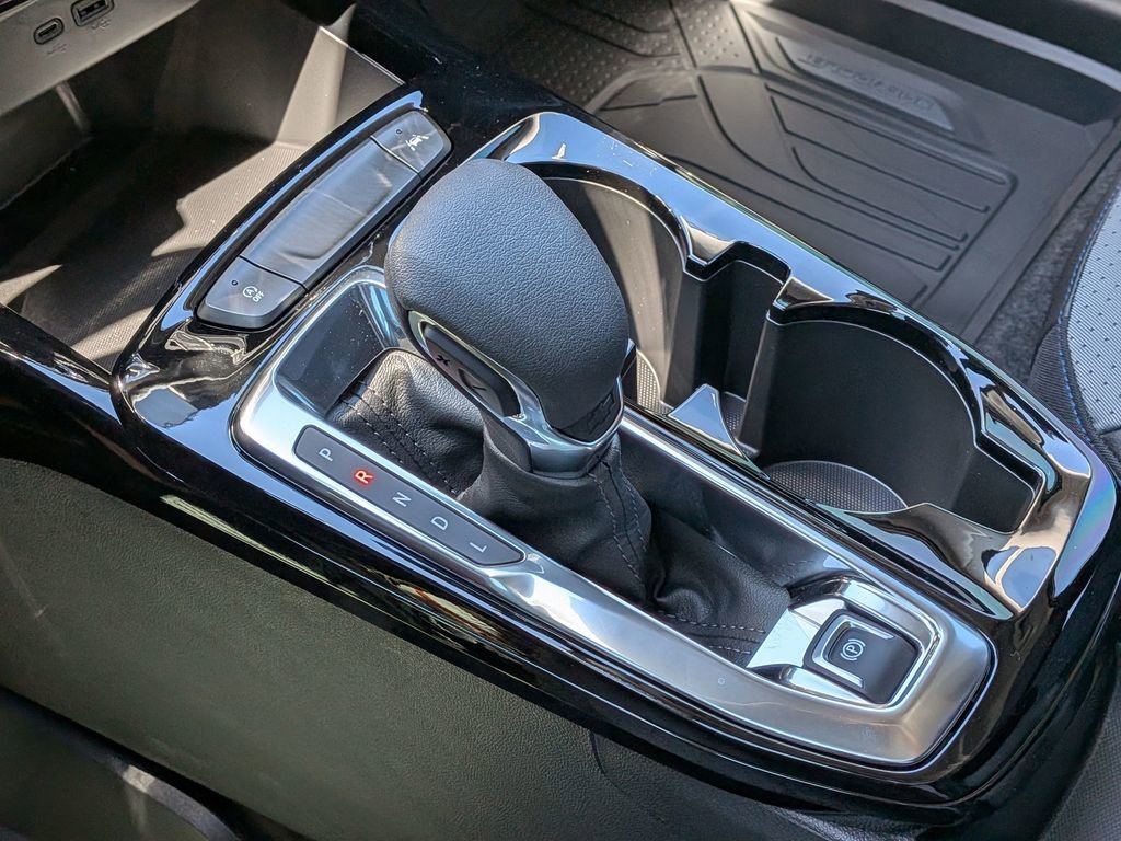 New 2026 Summit White Chevrolet LT image 18
