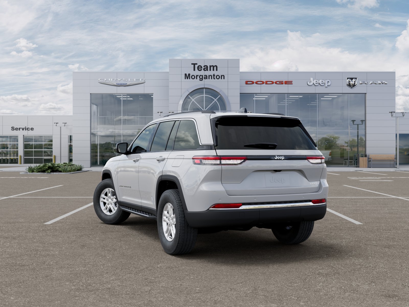 New 2025 Bright White Clear-Coat Exterior Paint Jeep Laredo image 30