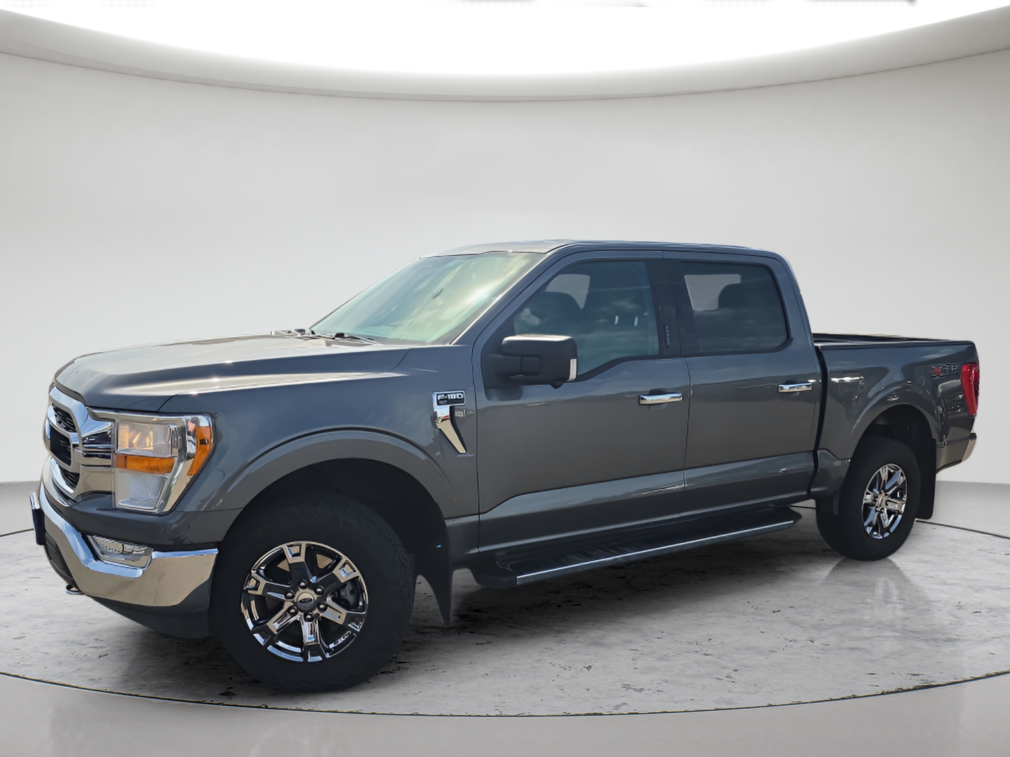 Used 2021 Gray Ford XLT image 8