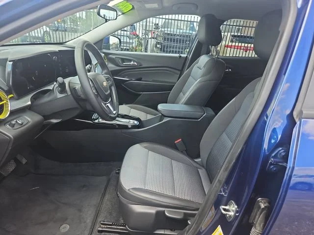 Used 2024 Blue Glow Metallic Chevrolet LT image 10