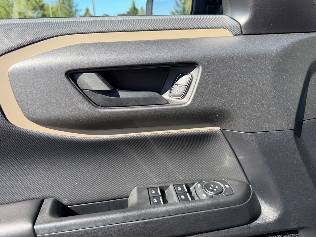 Used 2025 Carbonized Gray Metallic Ford Big Bend image 12