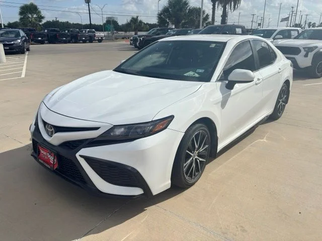 Used 2021 White Toyota SE image 3