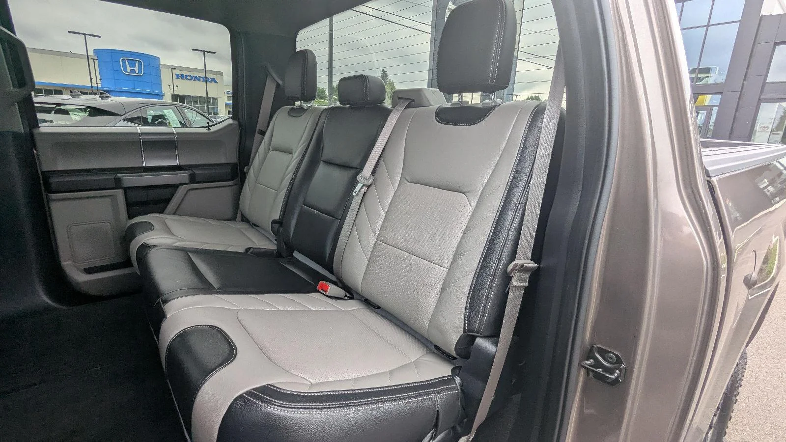 2020 Ford F-150 XLT - Photo 12